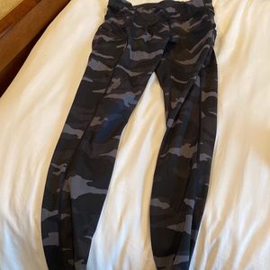 Athleta medium tall contender 7/8 tight